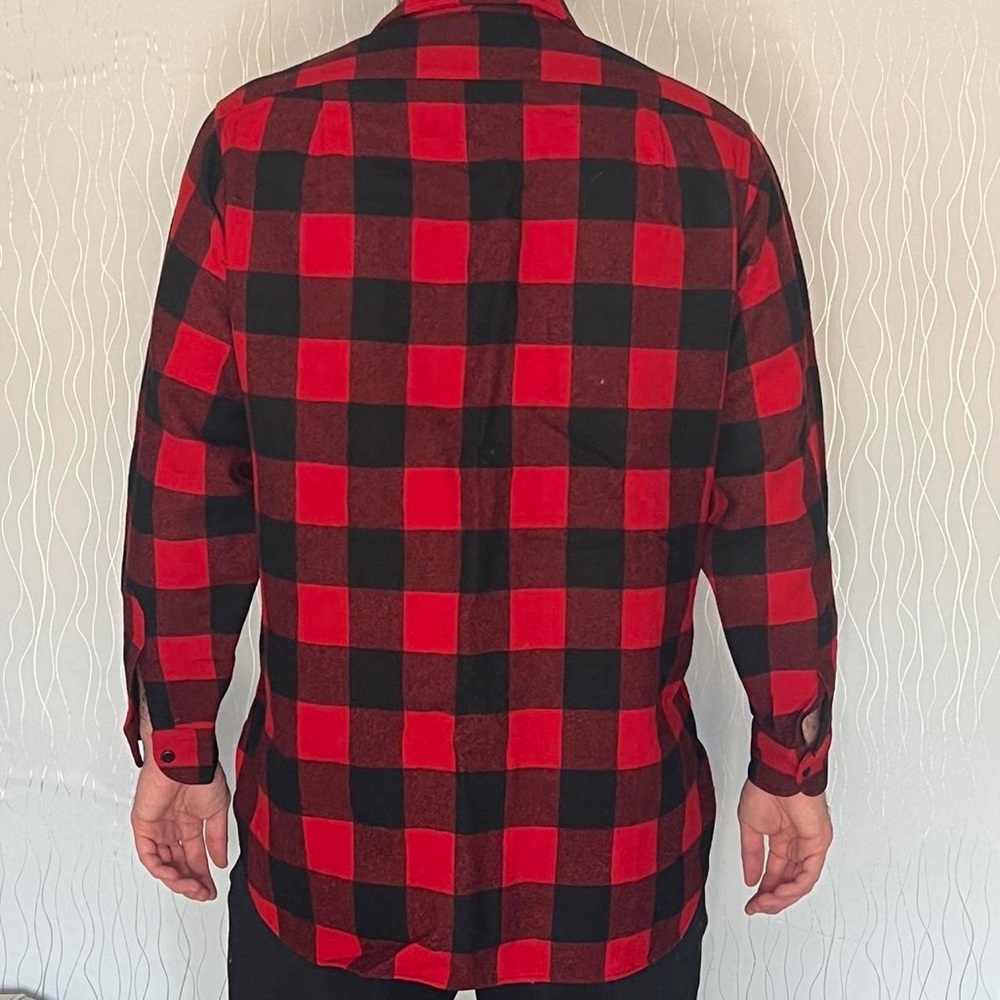 Pendleton 100% Virgin wool Red and Black Plaid Classic Lumberjack Flannel - Picture 2 of 8